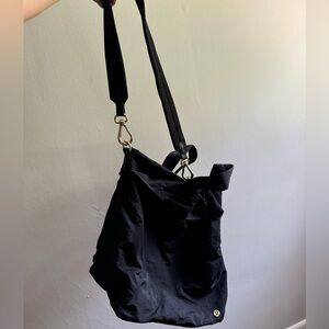 Lululemon purse